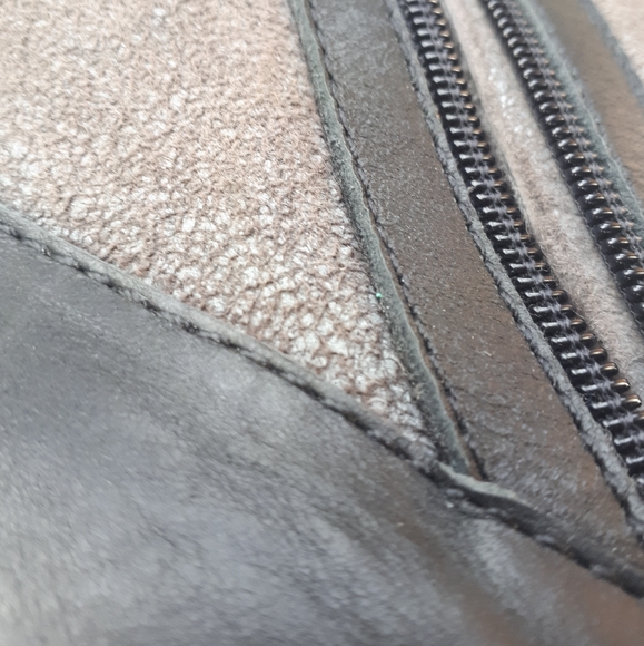 Australia Luxe Collective | Shearling Bootie - Picture 6 of 9